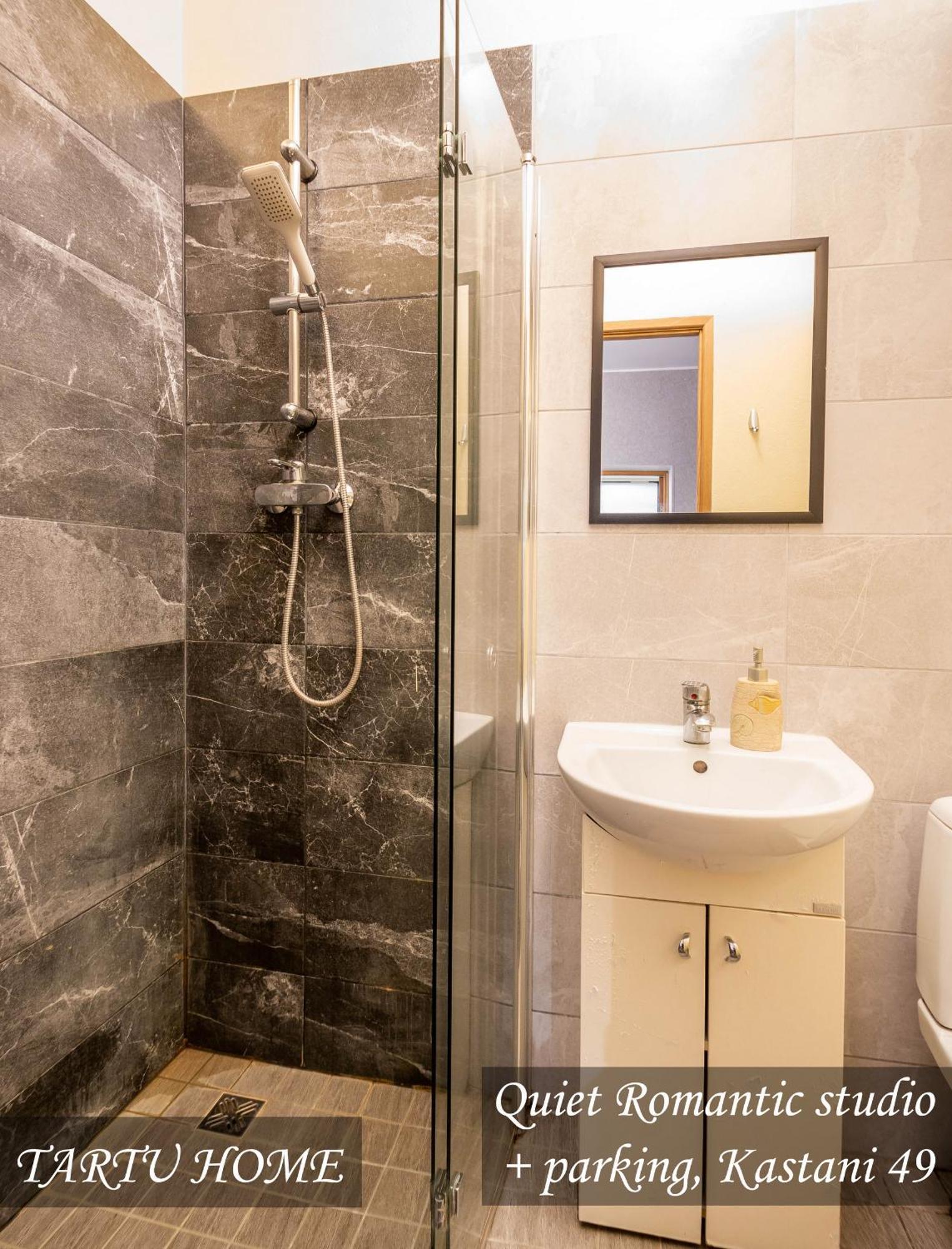 Quiet Romantic Studio Plus Parking, Tartu Home מראה חיצוני תמונה