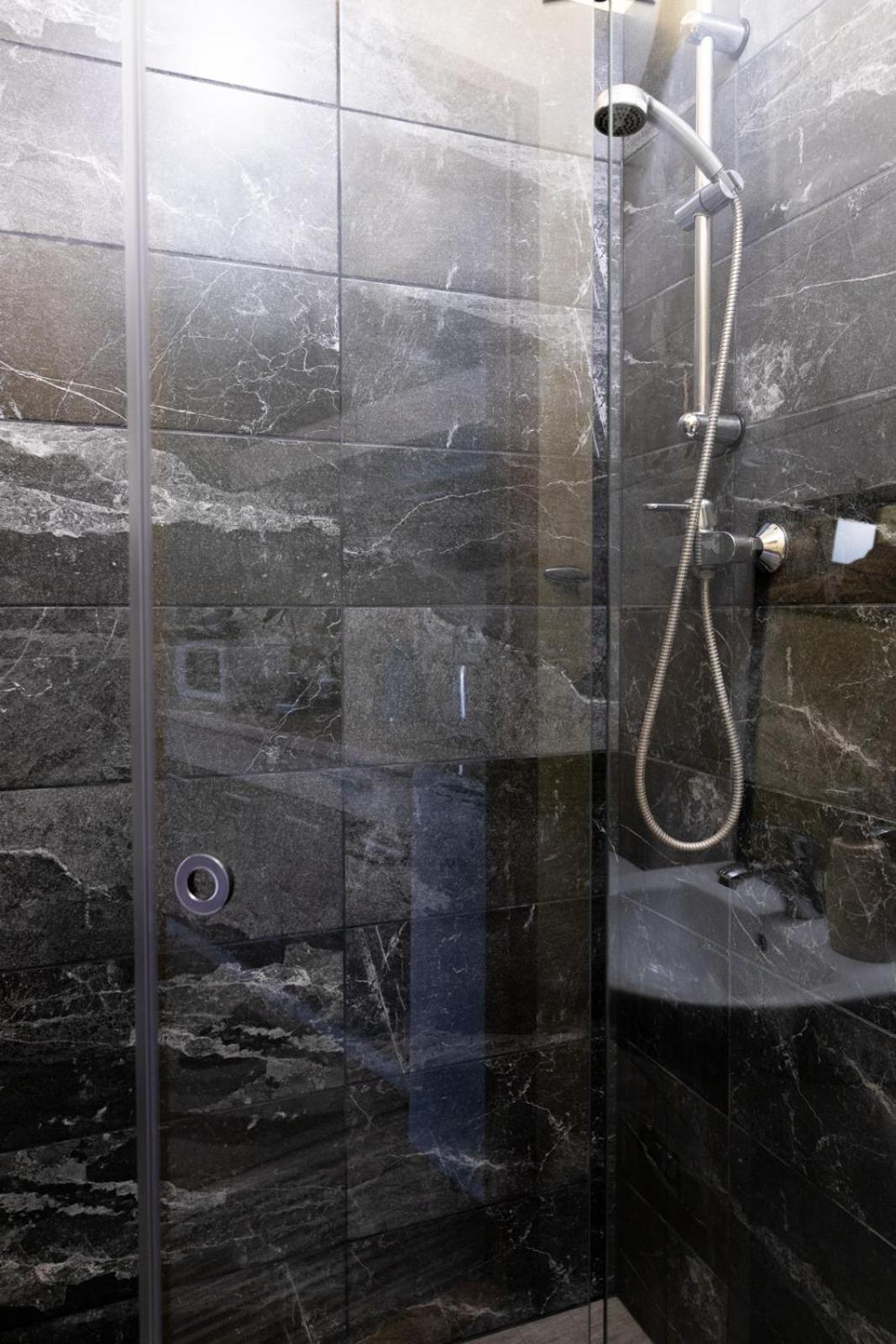 Quiet Romantic Studio Plus Parking, Tartu Home מראה חיצוני תמונה